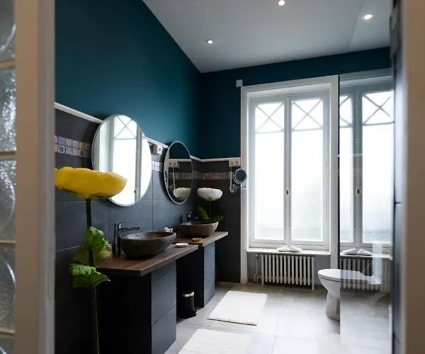 Le Passagran Bed & Breakfast 4*