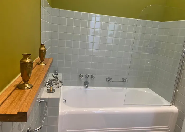 Le Passagran Bed & Breakfast 4*